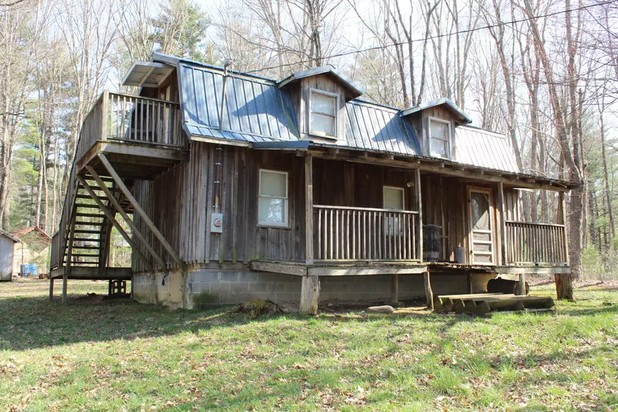 2244 Camp RD, Sugar Grove, VA 24375