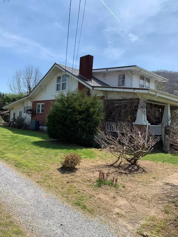 Elizabethton, TN 37643,183 Echo DR