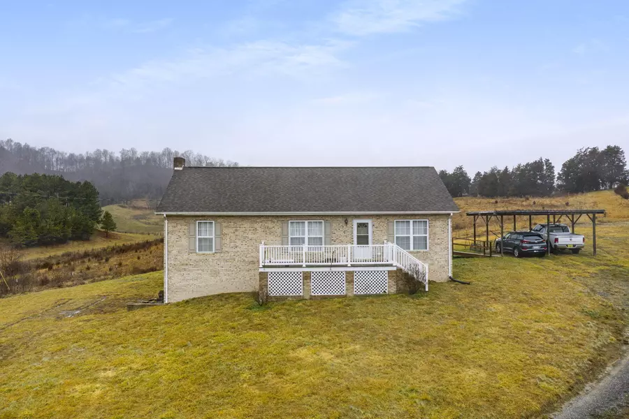 123 Gilliam CIR, Fall Branch, TN 37656