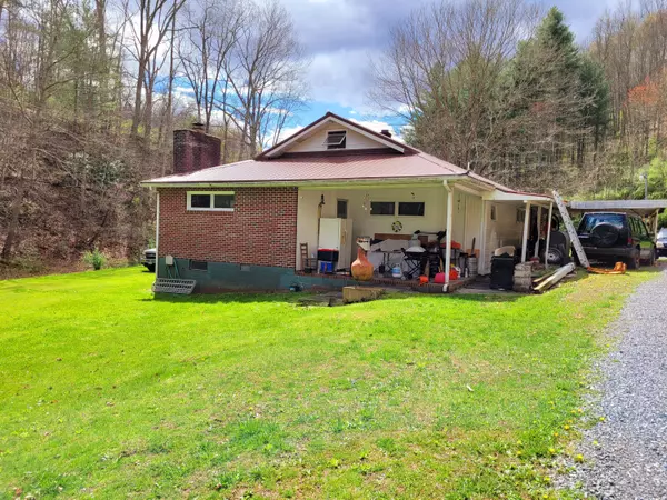 Clintwood, VA 24228,178 Isom Hollow