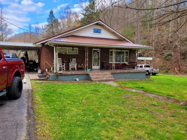 Clintwood, VA 24228,178 Isom Hollow