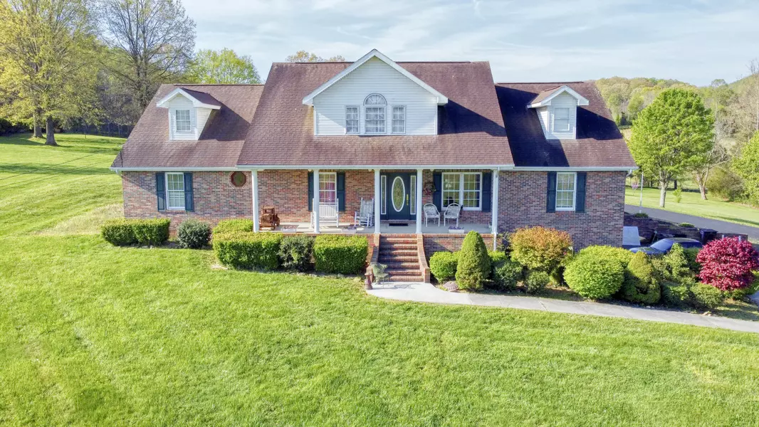 120 Cross Creek CT, Gray, TN 37615