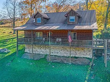 28 Edd Hackett RD, Lebanon, TN 24266