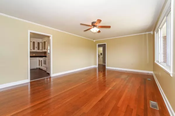 Mount Carmel, TN 37645,126 Hemlock ST