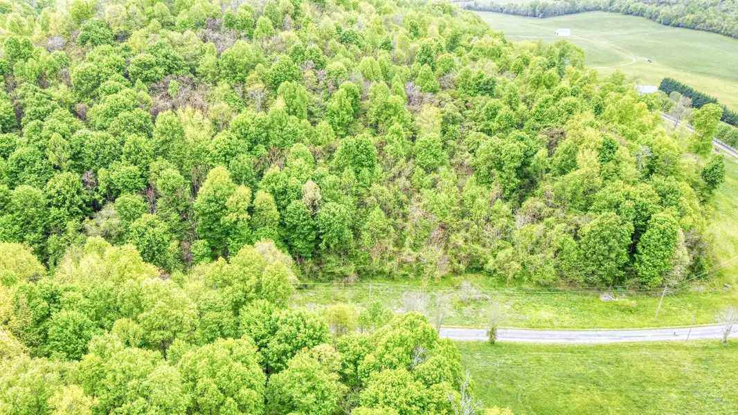 1050 Sugar Bowl RD, Chuckey, TN 37641