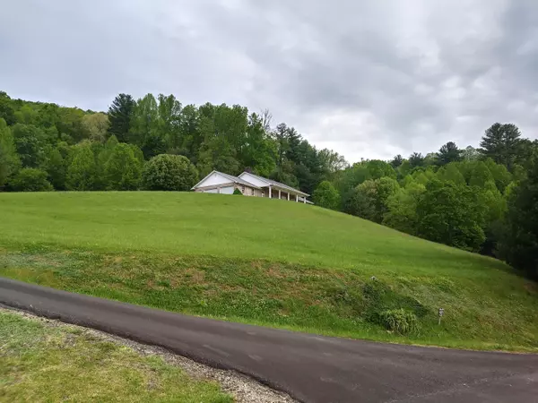 Mountain City, TN 37683,428 Longview Private DR