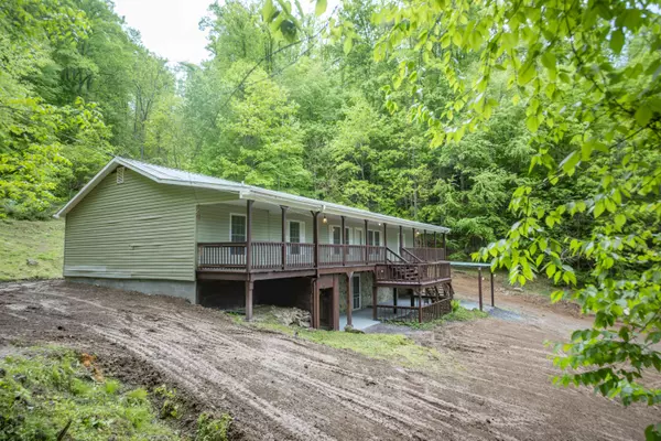 200 Whispering Wind RD, Erwin, TN 37650