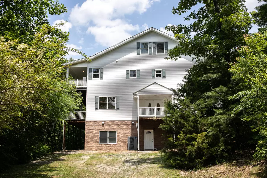 351 Oliver Springs HWY, Clinton, TN 37716