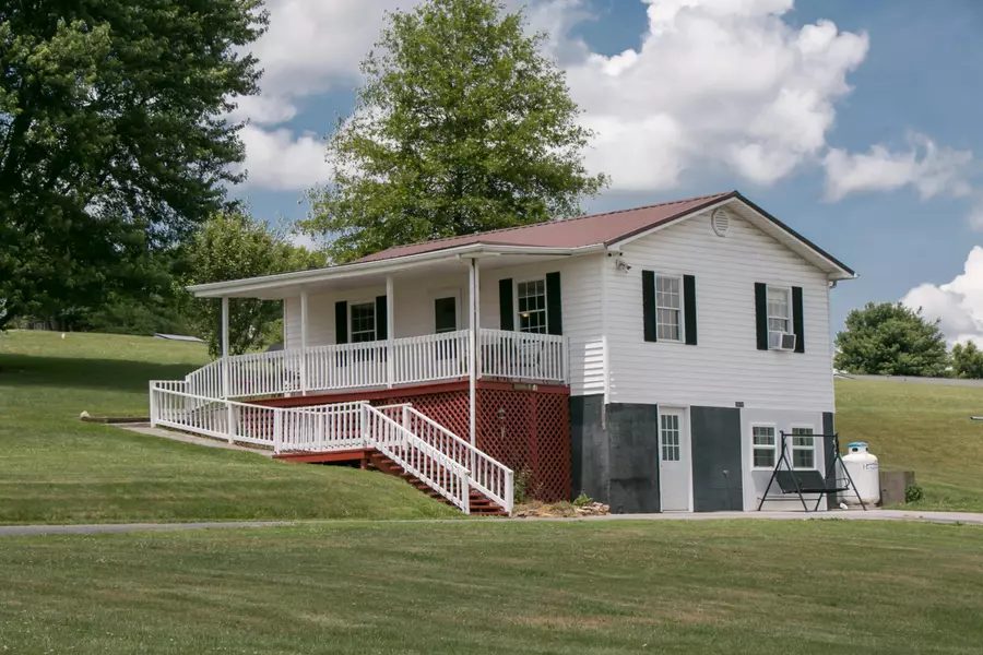 14199 Wallace PIKE, Bristol, VA 24202