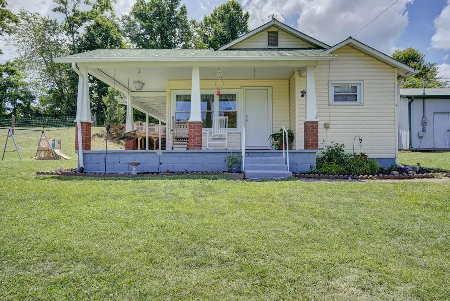 238 Mapleswamp RD, Chuckey, TN 37641