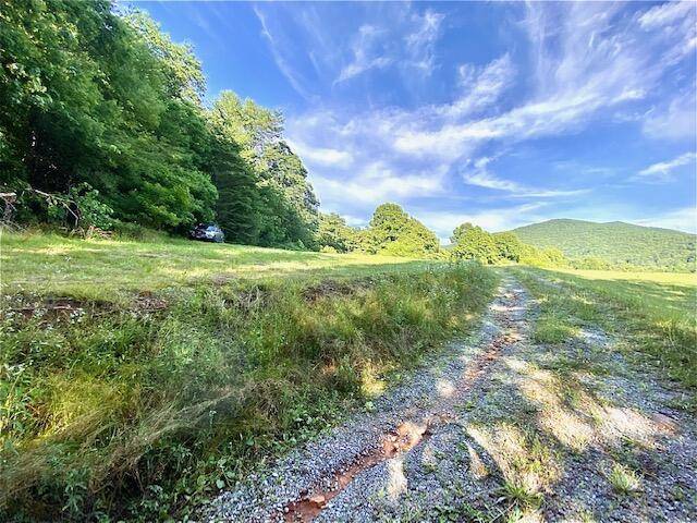 Hampton, TN 37658,160 Morton RD