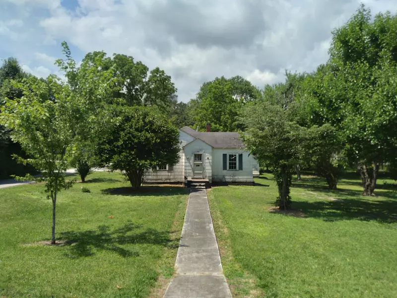 505 Nelson ST, Rockwood, TN 37854