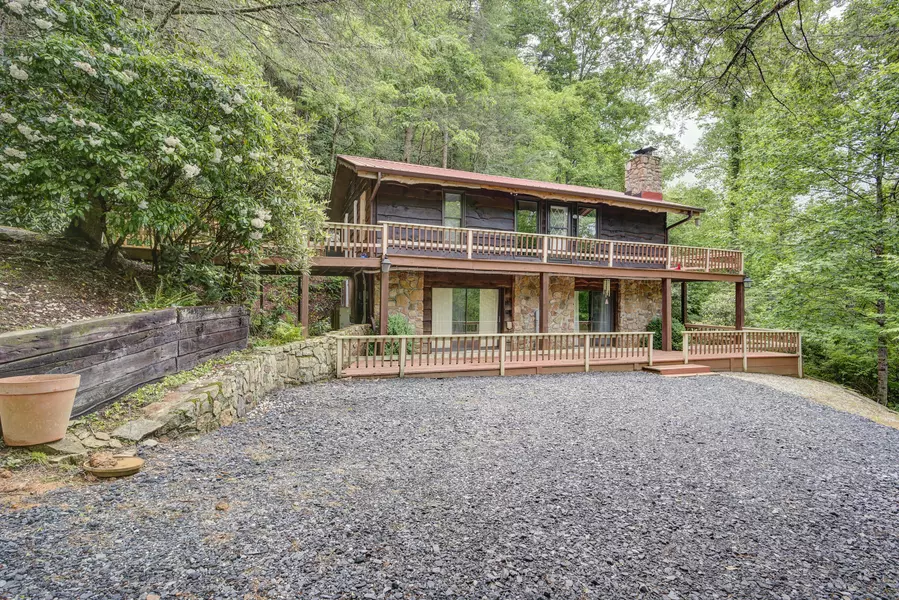 310 Miller Hollow RD, Roan Mountain, TN 37687