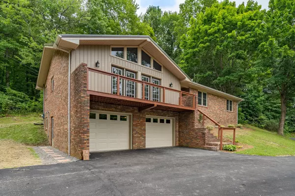 Mountain City, TN 37683,211 William Hawkins LN