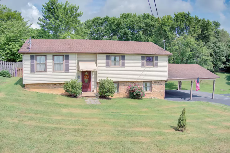 281 Gray Station RD, Gray, TN 37615