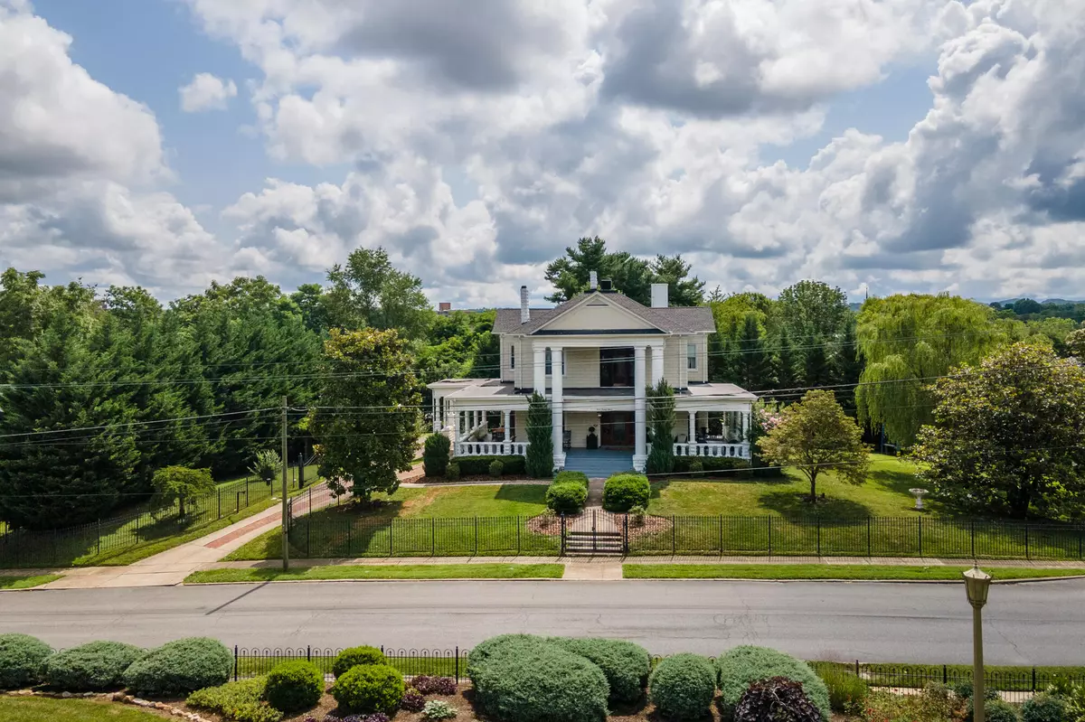 Bristol, TN 37620,711 Holston AVE