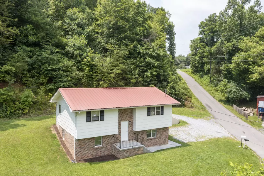 272 Chambers DR, Elizabethton, TN 37643