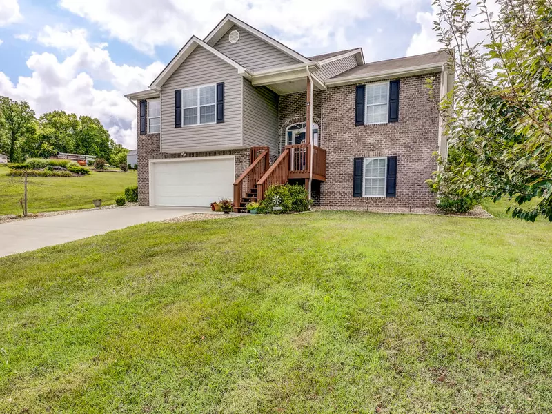 1005 Allison RD, Piney Flats, TN 37686