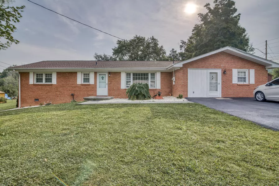 148 Hassen Heights RD, Bristol, VA 24201