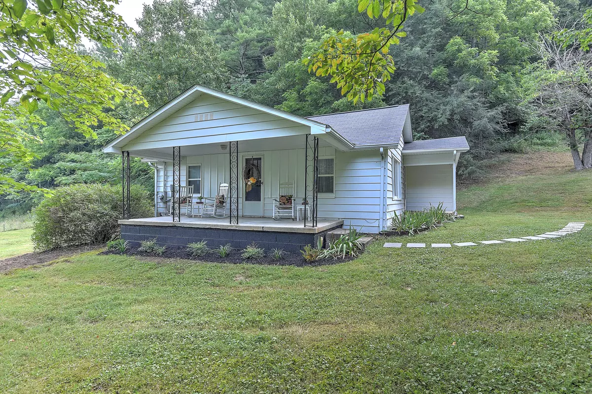 Bluff City, TN 37618,637 Morrell Creek LN