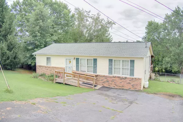 Elizabethton, TN 37643,124 Runion ST