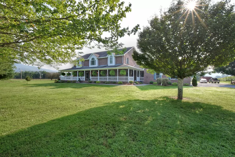 119 El Bowers RD, Elizabethton, TN 37643