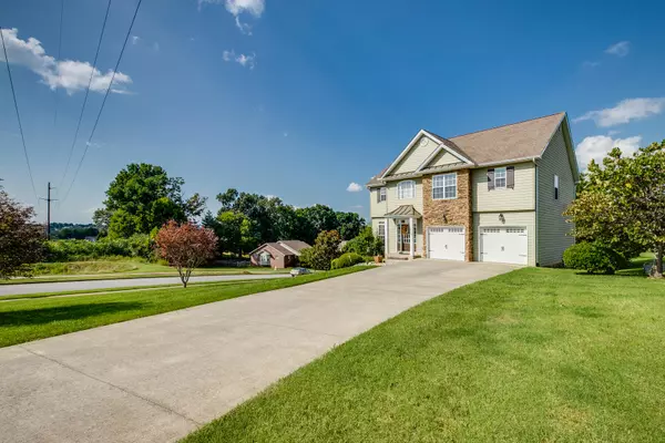 Johnson City, TN 37601,116 Mary Anne Keys LN