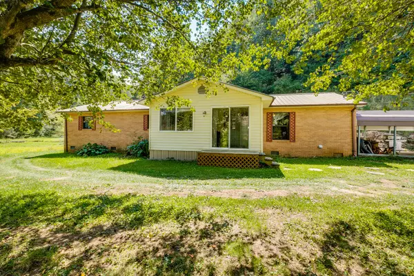 Sneedville, TN 37869,3372 Main ST