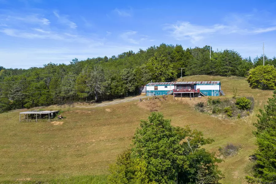 841 Guffy Hollow RD, Sevierville, TN 37876