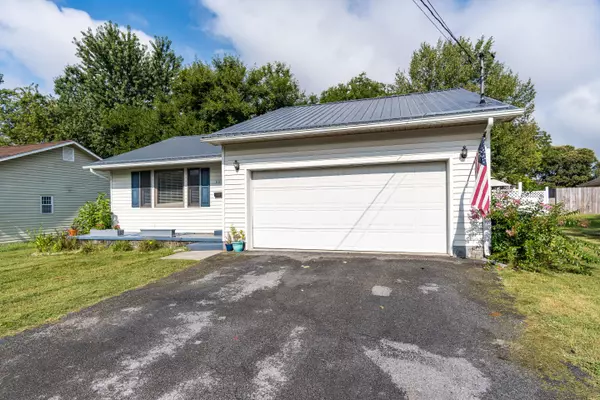 Elizabethton, TN 37643,601 Stuart DR