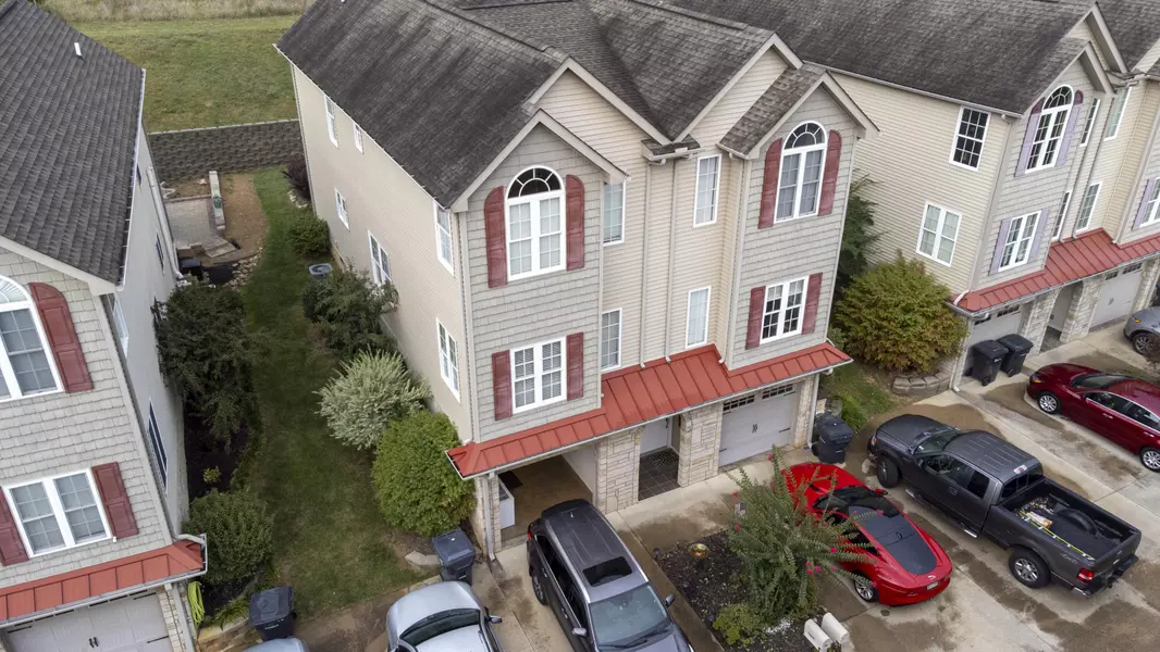 38 Earhart RD, Bluff City, TN 37618