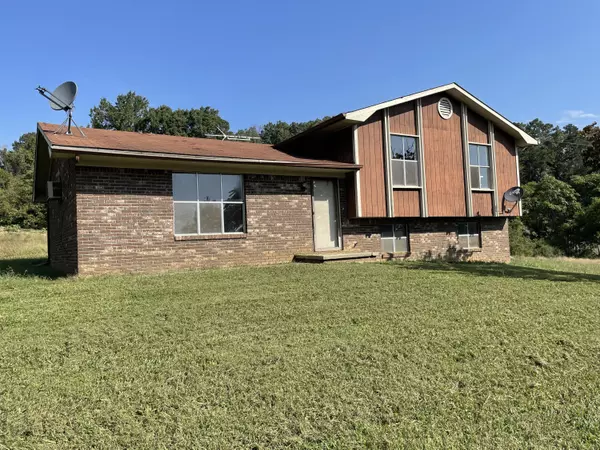 1701 Spout Springs RD, Morristown, TN 37814