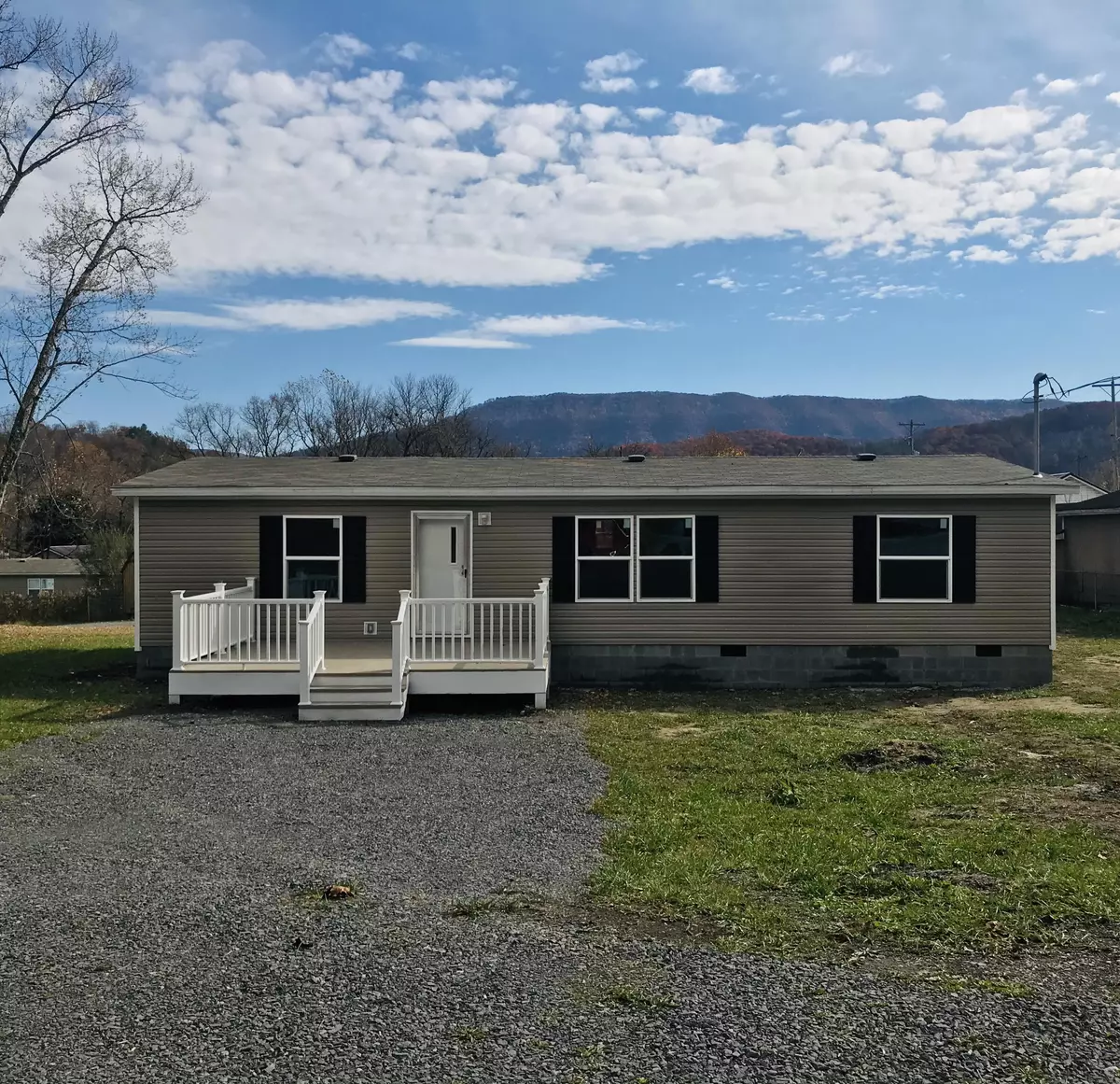 Big Stone Gap, VA 24219,612 6th AVE