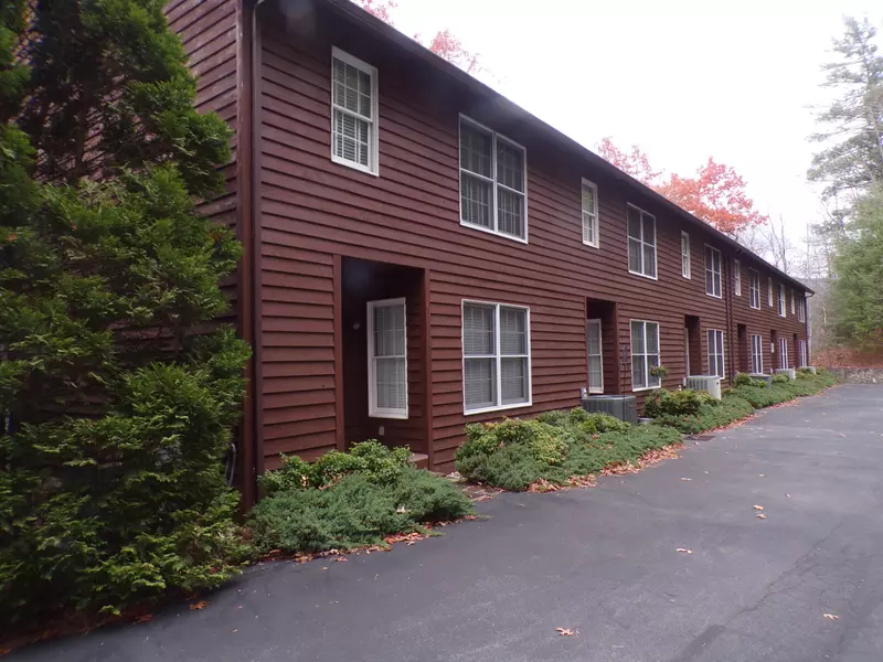 141 Lakeview Terrace Private DR, Butler, TN 37640