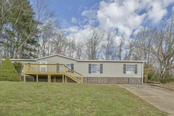 Elizabethton, TN 37643,141 Pinnacle DR