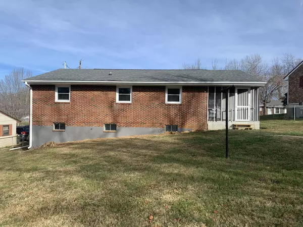 Elizabethton, TN 37643,602 Bingham ST