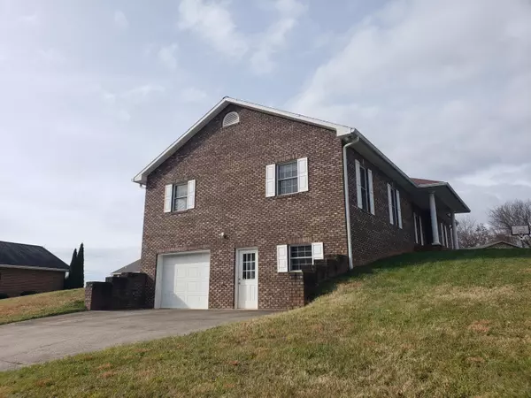 Greeneville, TN 37745,603 Avery LN