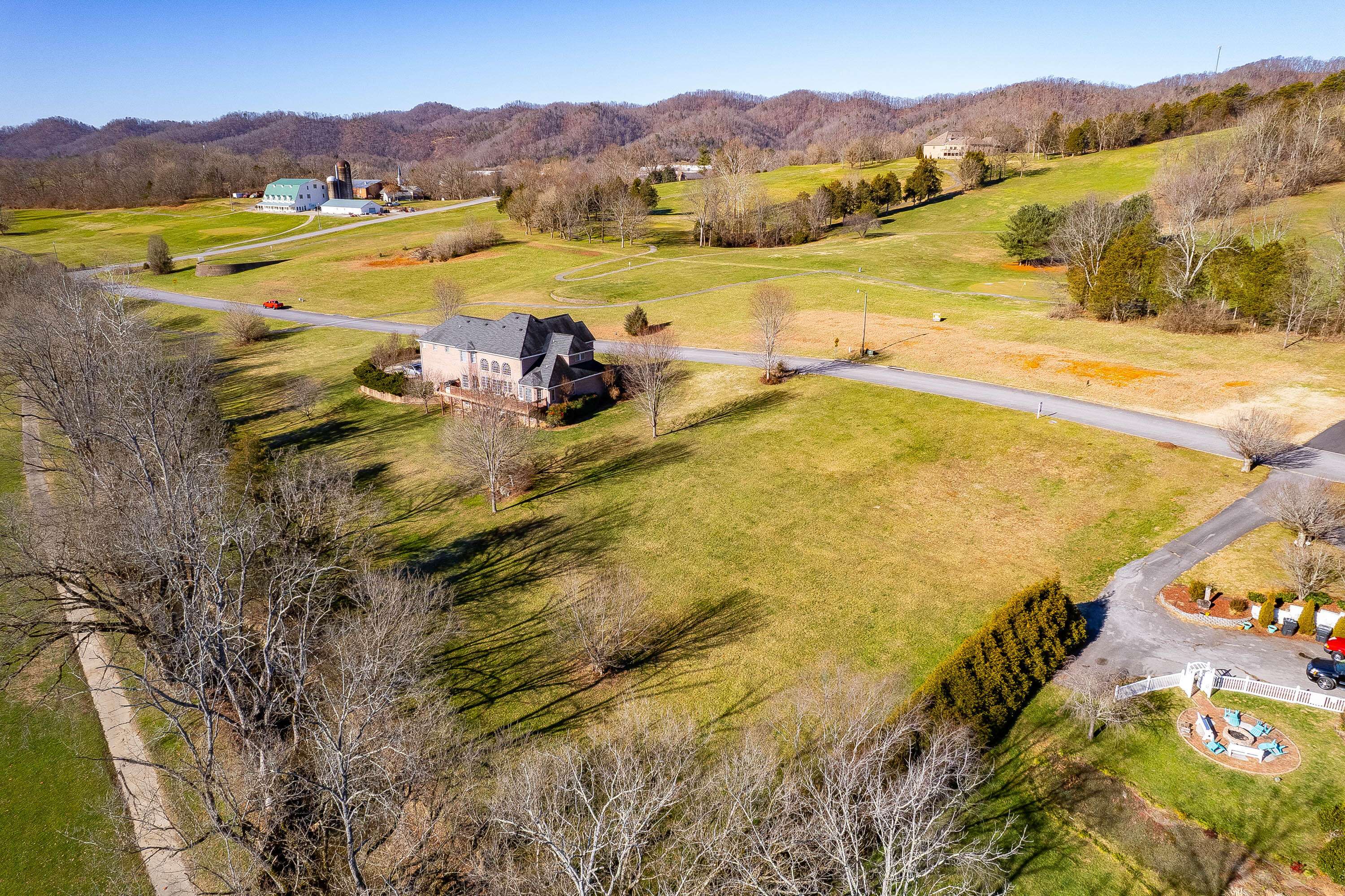 Bristol, TN 37620,1026 Deer Harbour RD