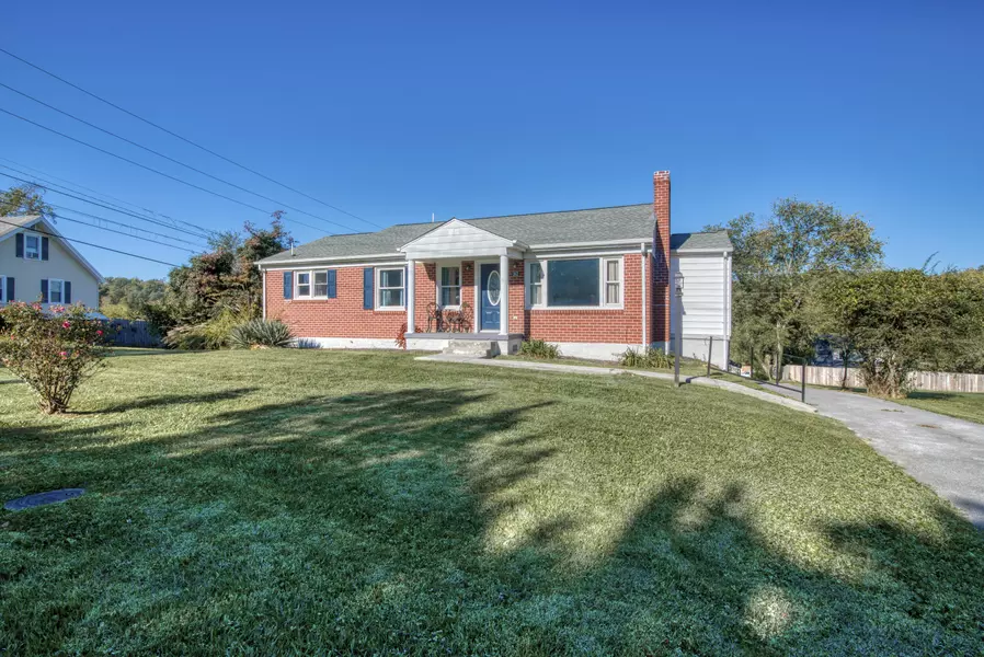 312 Cherokee RD, Bristol, VA 24201