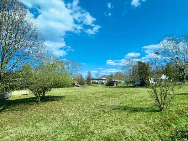 Erwin, TN 37650,220 Pippin Hollow RD