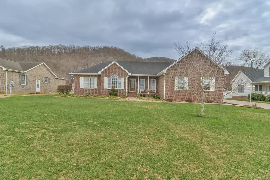 109 Tad Lincoln CT, Elizabethton, TN 37643