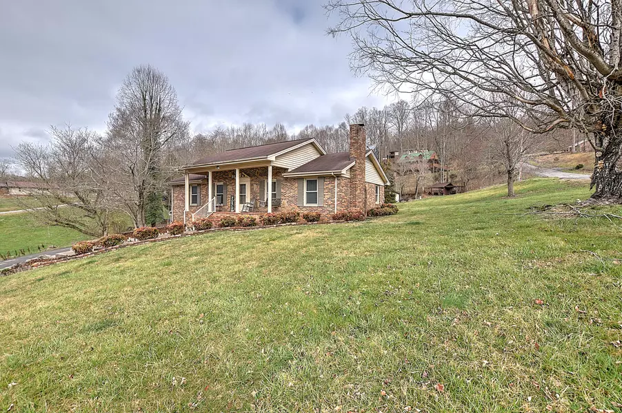 151 Hackney DR, Gate City, VA 24251