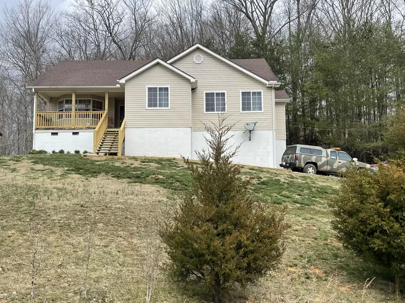 509 Thorn Hill School RD, Thorn Hill, TN 37881