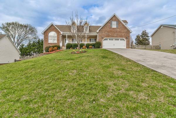 625 Walkers Bend RD, Johnson City, TN 37615