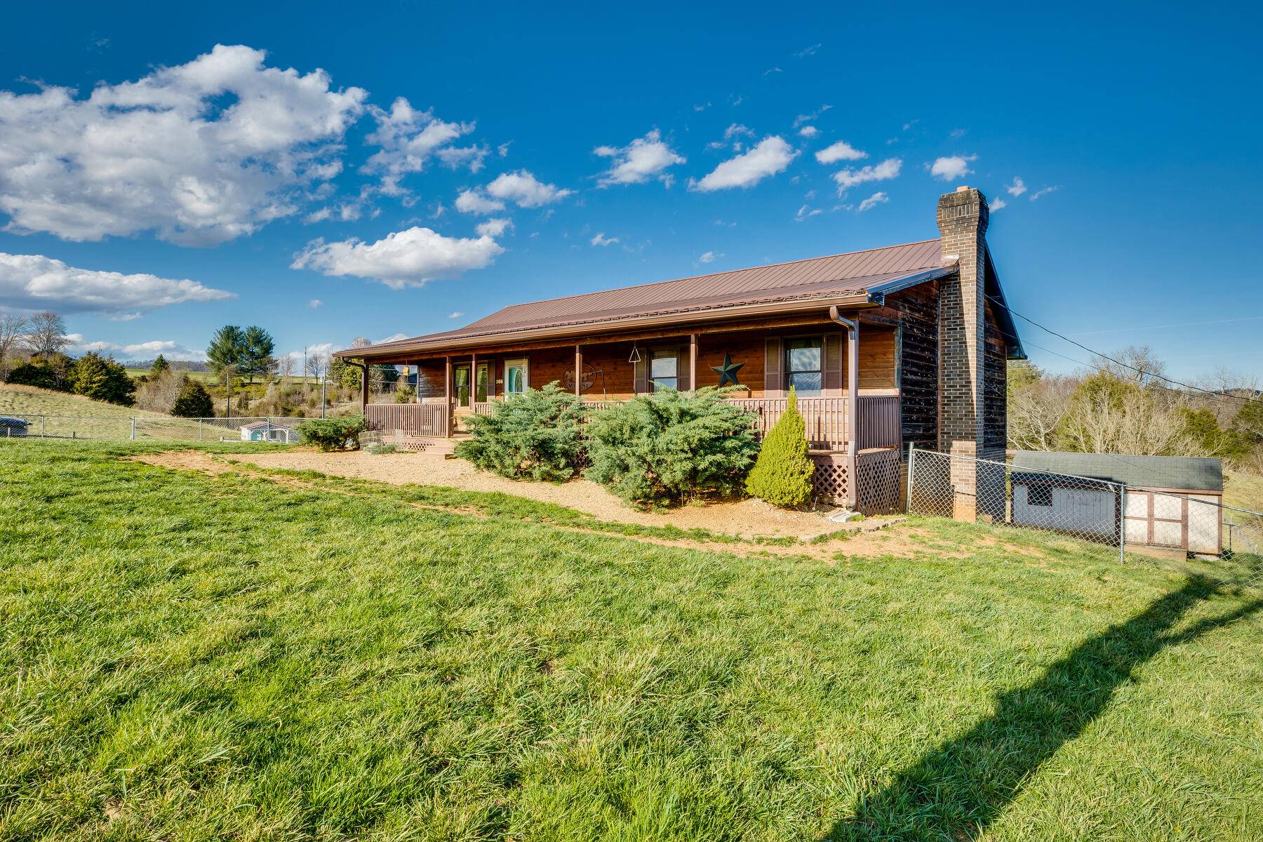 Rogersville, TN 37857,308 Meadow View RD