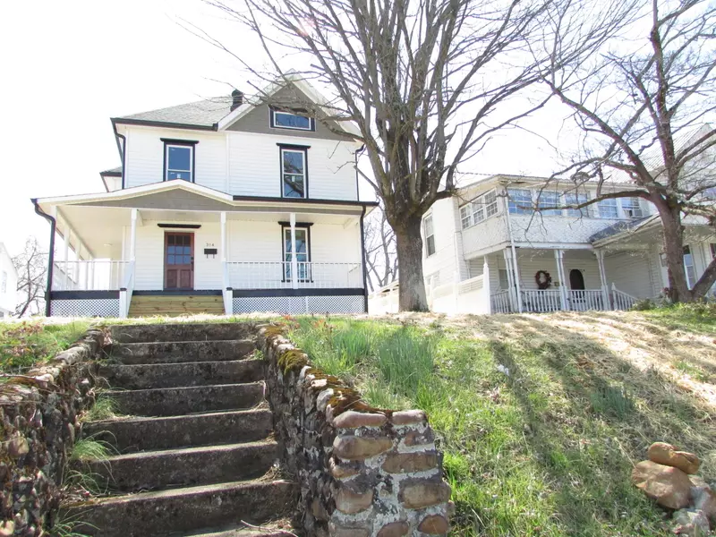 314 H ST, Elizabethton, TN 37643