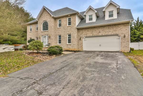 Gray, TN 37615,126 Meadow CT