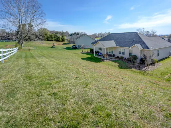 Gray, TN 37615,1080 Glen Abbey WAY