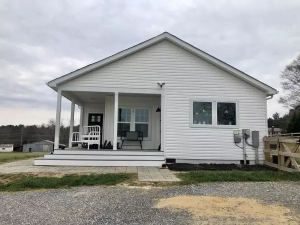 Bluff City, TN 37618,299 Sharps Hollow RD