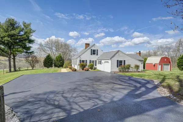 Bluff City, TN 37618,236 Whitehead RD